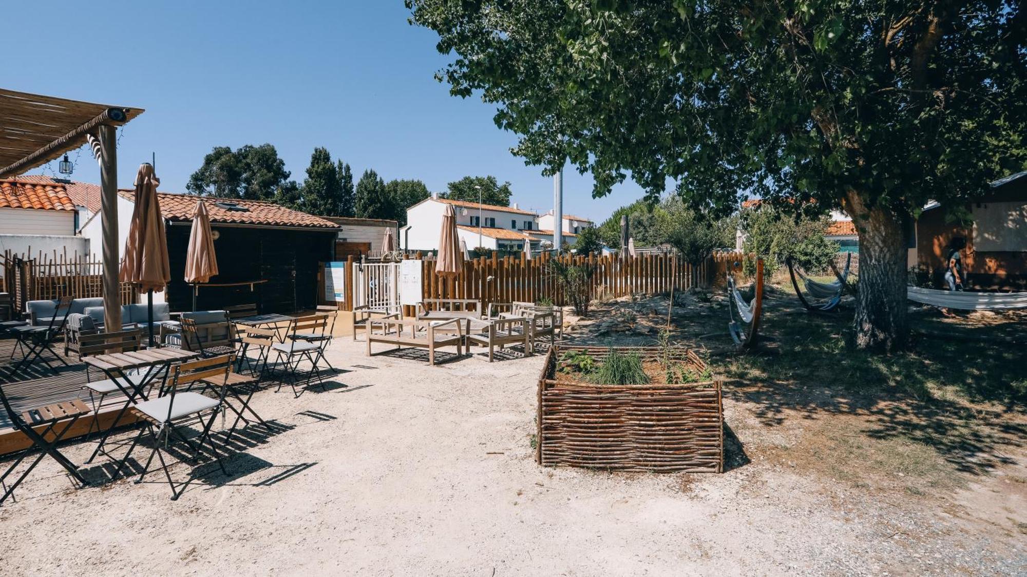 Camping La Pree Les Portes-en-Re エクステリア 写真
